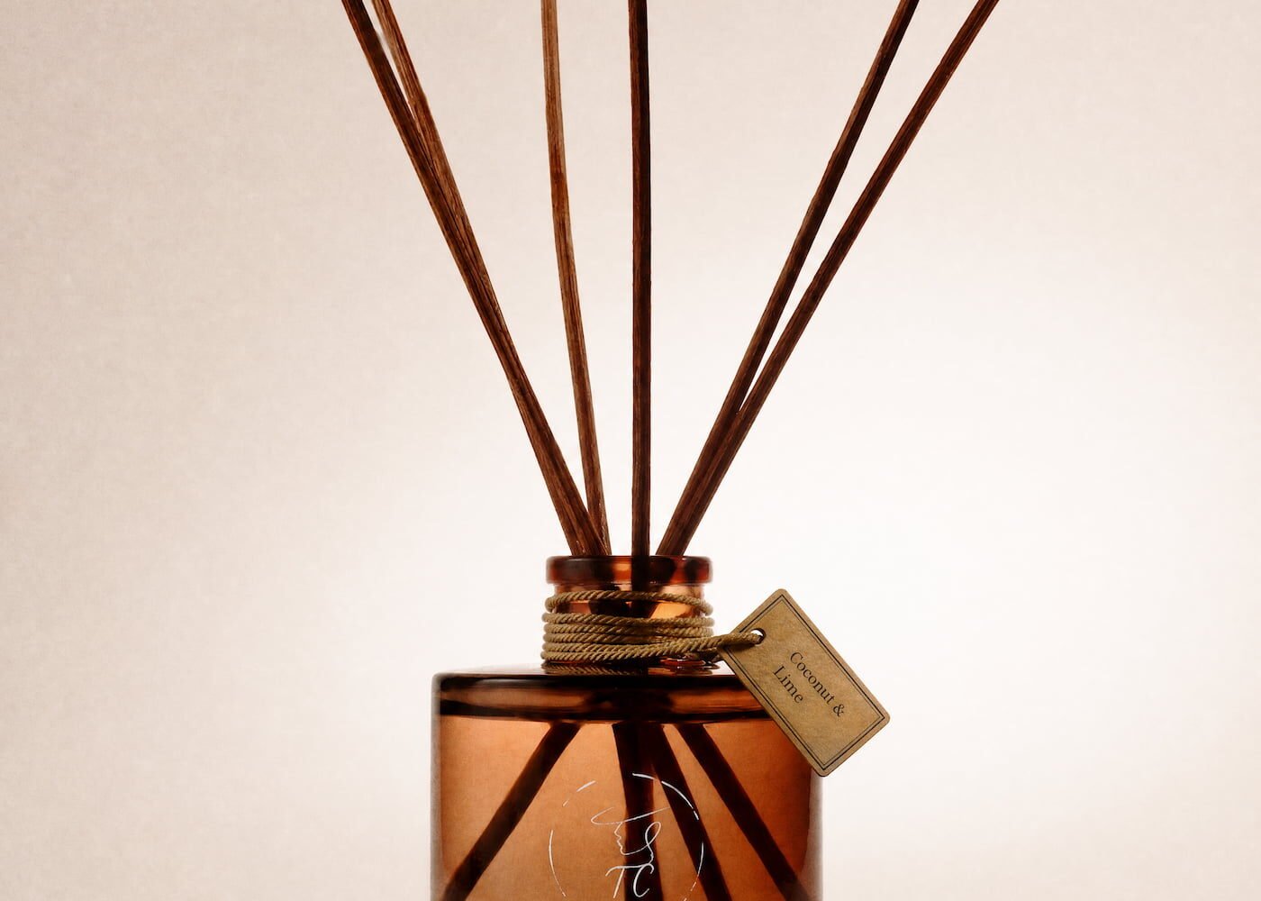 Coconut and Lime Reed Diffuser – Because Your Home Deserves a Holiday