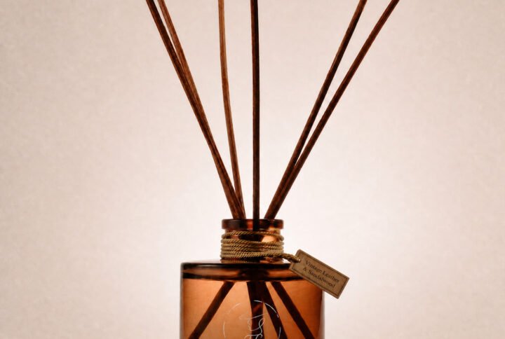 Vintage Leather & Sandalwood Diffuser